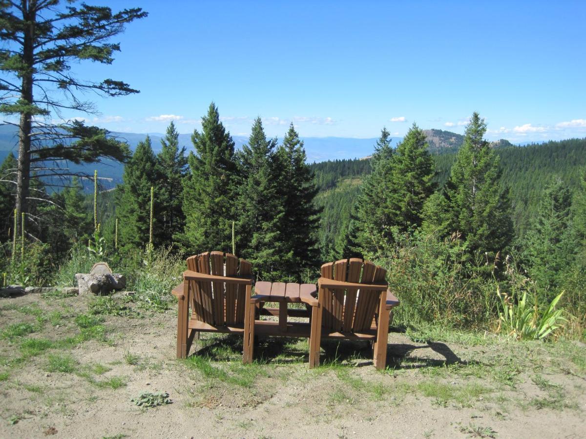 Wild Nature B&B Келоуна Екстериор снимка