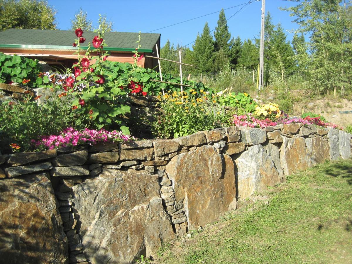 Wild Nature B&B Келоуна Екстериор снимка