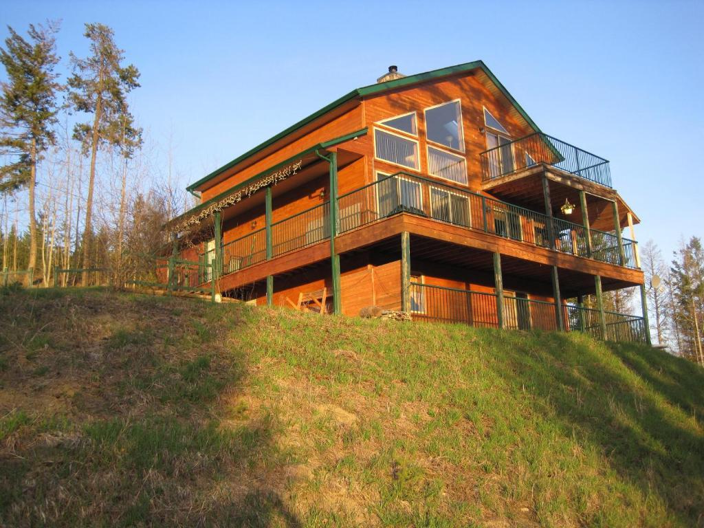 Wild Nature B&B Келоуна Екстериор снимка
