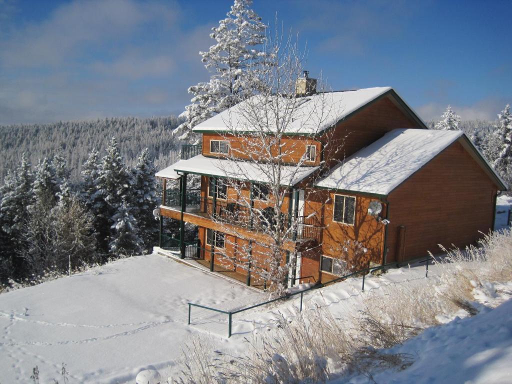 Wild Nature B&B Келоуна Екстериор снимка